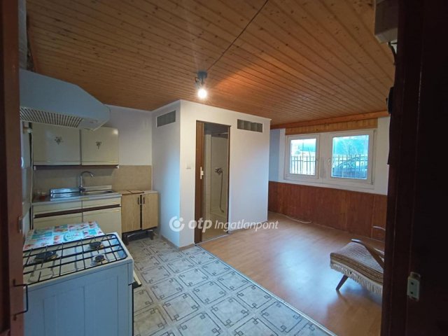 Eladó nyaraló, Monorierdőn 21 M Ft, 1+1 szobás