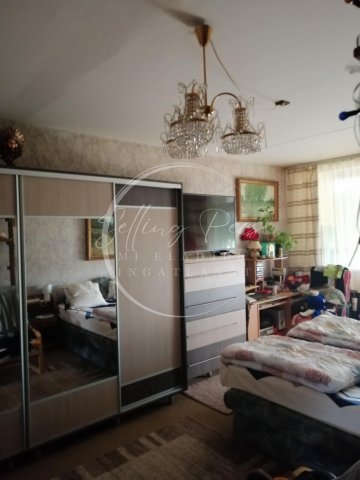 Eladó panellakás, Pécsett, Gadó utcában 33 M Ft, 2 szobás