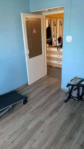 Eladó panellakás, Egerben 38.9 M Ft, 2+1 szobás