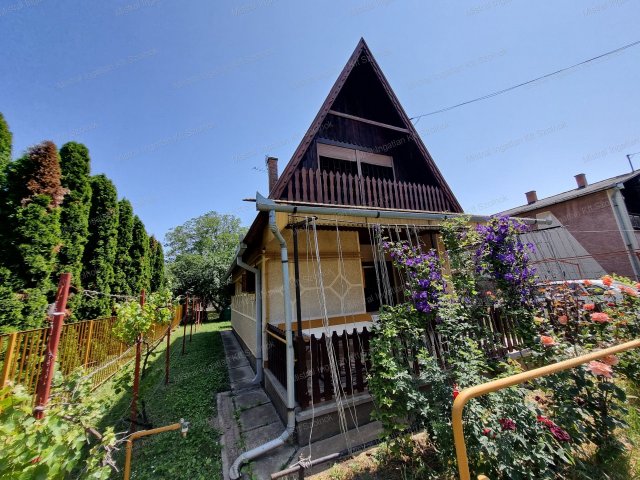 Eladó nyaraló, Berekfürdőn 18.5 M Ft, 1+2 szobás