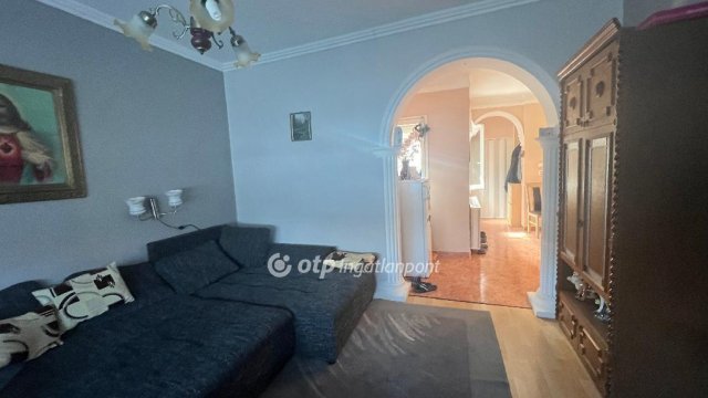 Eladó családi ház, Füzesabonyban 34.9 M Ft, 2+1 szobás