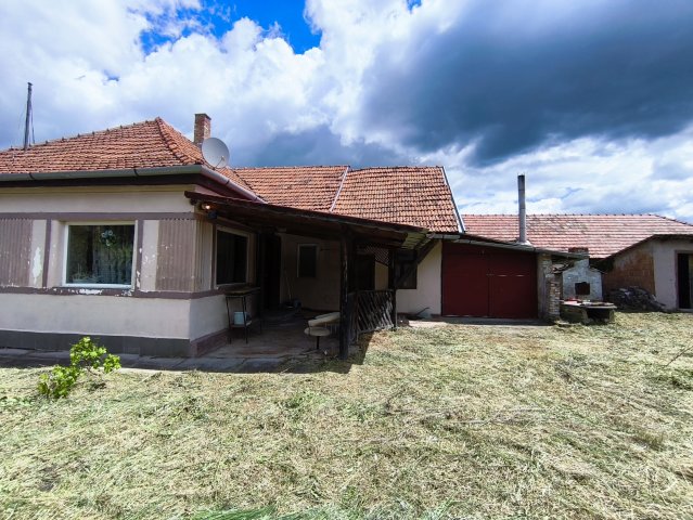 Eladó családi ház, Domoszlón 14 M Ft, 2 szobás