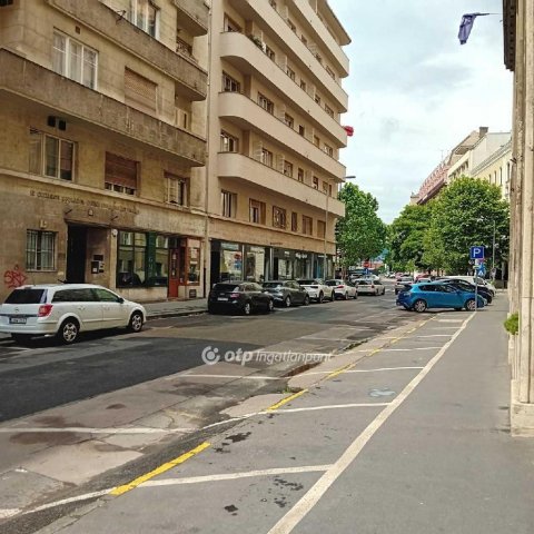 Kiadó téglalakás, albérlet, Budapesten, V. kerületben, 1 szobás