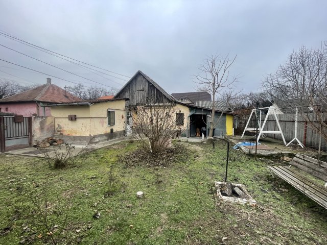 Eladó családi ház, Hatvanban 21.9 M Ft, 2 szobás
