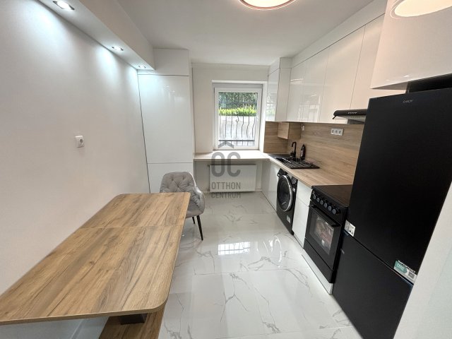 Kiadó téglalakás, albérlet, Debrecenben 280 E Ft / hó, 3 szobás