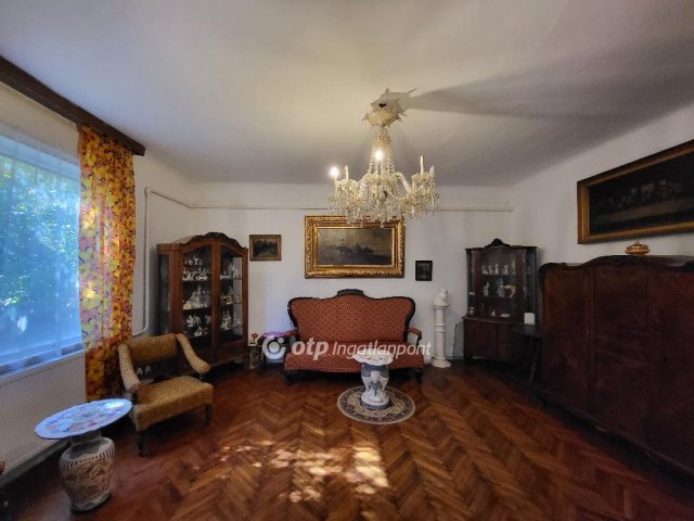 Eladó családi ház, Budapesten, XVIII. kerületben 65 M Ft