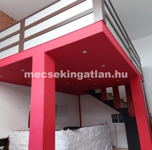 Kiadó üzlethelyiség, Pécsett 320 E Ft / hó, 7 szobás