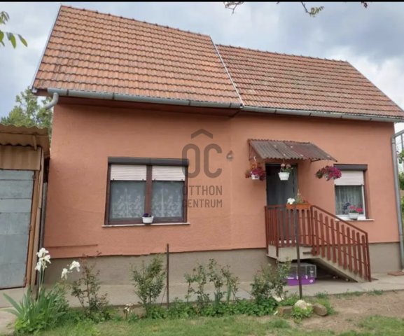 Eladó családi ház, Farmoson 27.9 M Ft, 2 szobás