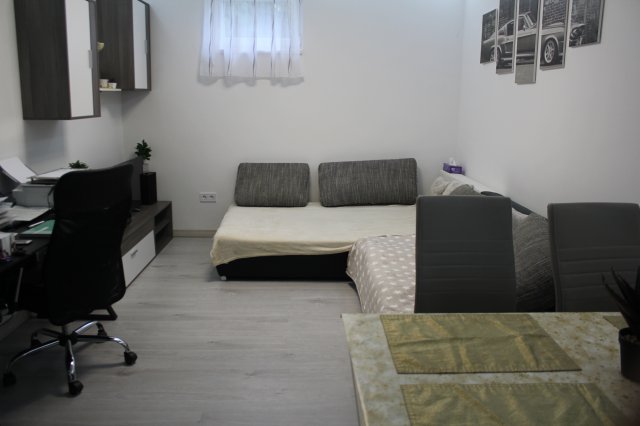 Eladó családi ház, Csornán 45 M Ft, 1 szobás