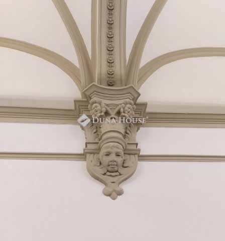 Kiadó iroda, Budapesten, V. kerületben 4157 E Ft / hó, 12 szobás