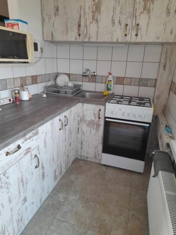 Kiadó téglalakás, albérlet, Pécsett 320 E Ft / hó, 3+1 szobás
