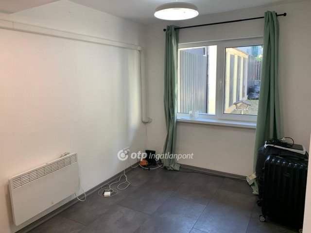 Eladó családi ház, Budapesten, XX. kerületben 42 M Ft