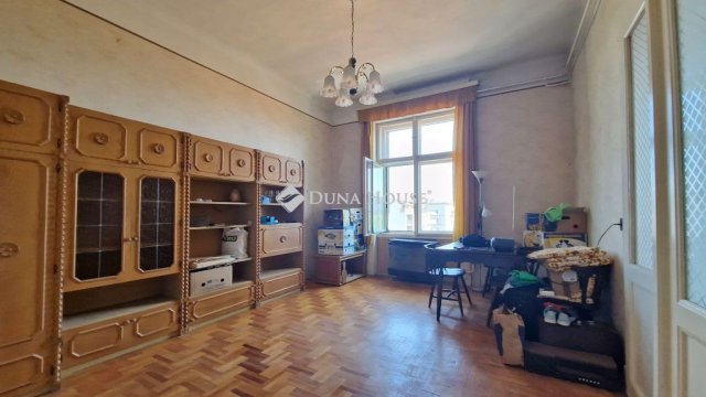 Eladó téglalakás, Budapesten, VIII. kerületben 56.9 M Ft