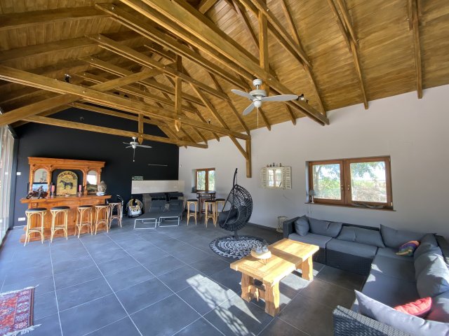Eladó családi ház, Kocséren 157.65 M Ft, 3 szobás