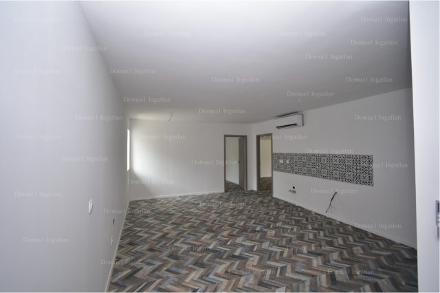 Eladó családi ház, Csepregen 28 M Ft, 3 szobás