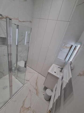 Kiadó téglalakás, albérlet, Budapesten, VI. kerületben