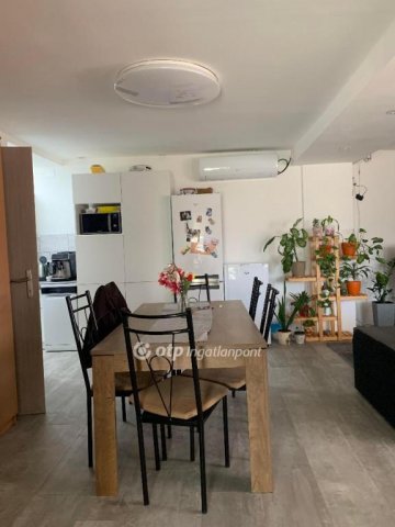 Eladó családi ház, Enyingen 37 M Ft, 1+1 szobás