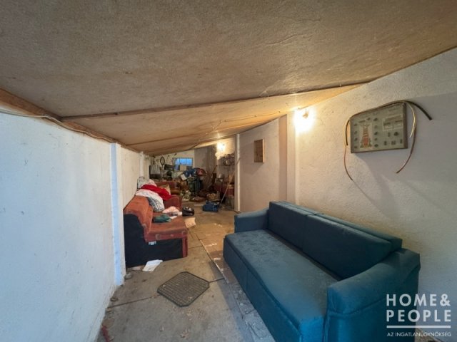Eladó családi ház, Makón 38 M Ft, 4 szobás