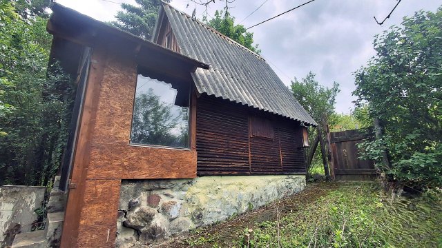 Eladó nyaraló, Gyöngyösön 2.8 M Ft, 2 szobás
