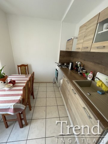 Kiadó panellakás, albérlet, Dunaújvárosban 120 E Ft / hó