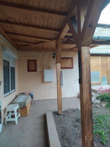 Eladó sorház, Egerben 36.5 M Ft, 1 szobás / költözzbe.hu