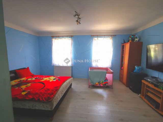 Eladó családi ház, Dorogon 63 M Ft, 4 szobás