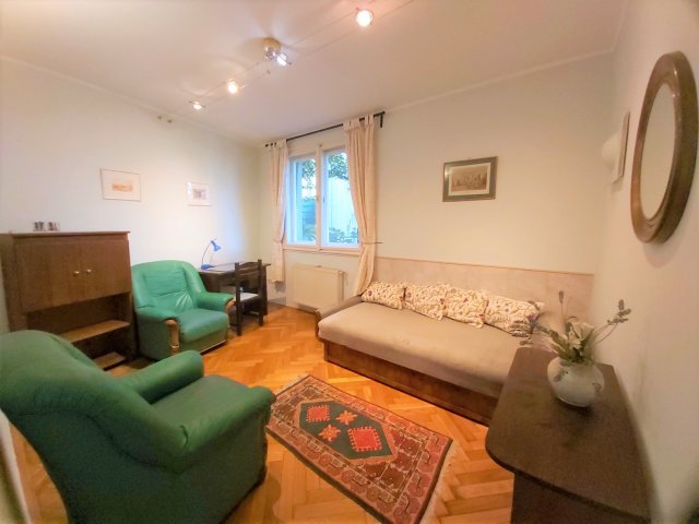 Kiadó téglalakás, albérlet, Budapesten, I. kerületben, 3 szobás