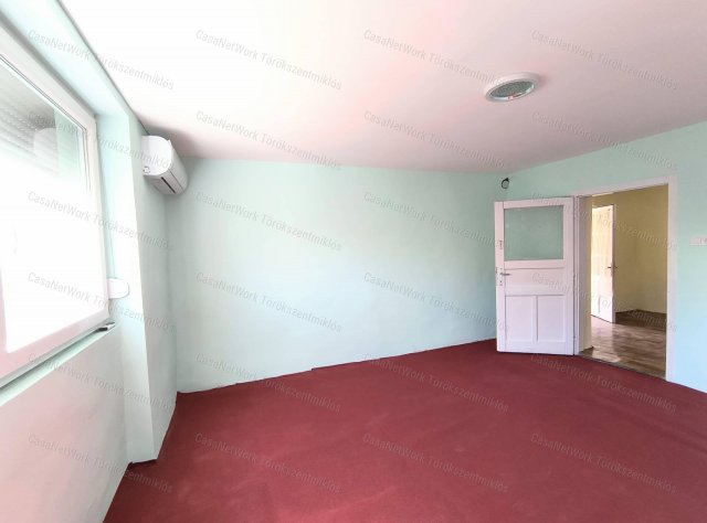 Eladó családi ház, Törökszentmiklóson 17.3 M Ft, 2 szobás