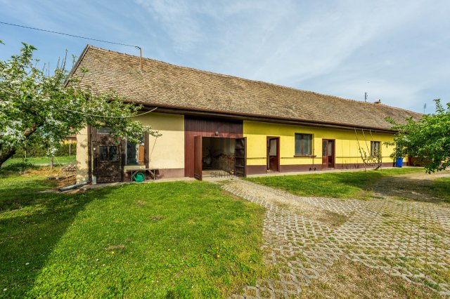 Eladó sorház, Szigetújfalun 39.9 M Ft, 2 szobás