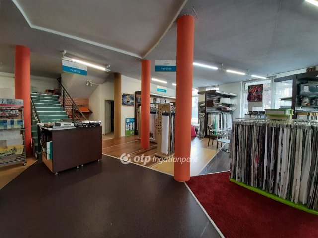 Eladó üzlethelyiség, Siófokon 159 M Ft / költözzbe.hu