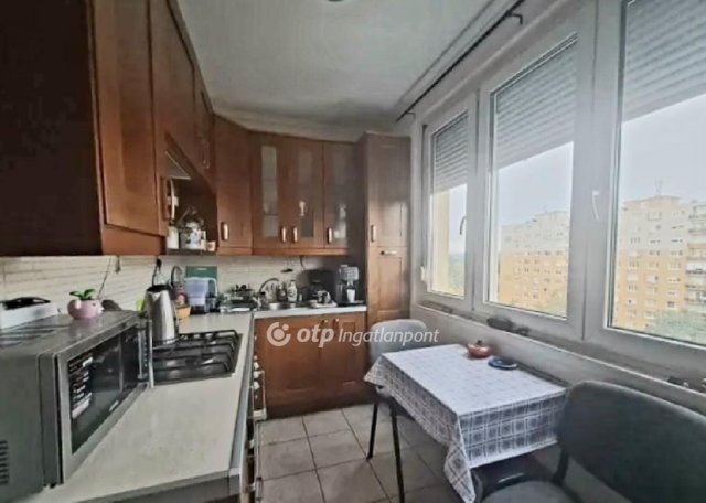 Eladó panellakás, Budapesten, XV. kerületben 63.9 M Ft