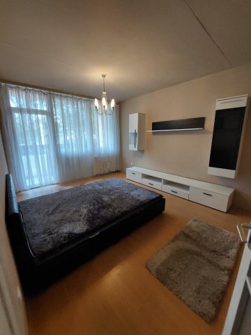 Kiadó panellakás, albérlet, Debrecenben, Jerikó utcában