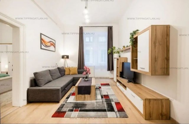 Eladó téglalakás, Budapesten, VI. kerületben 82.5 M Ft, 2 szobás