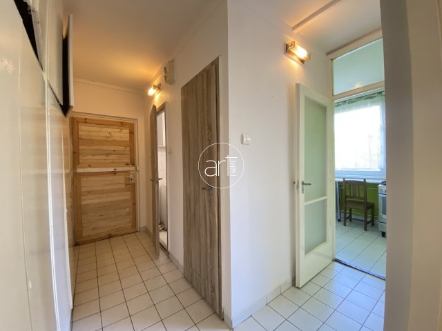 Kiadó panellakás, albérlet, Szegeden 145 E Ft / hó, 2 szobás