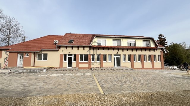 Eladó téglalakás, Berettyóújfaluban 45 M Ft, 3 szobás