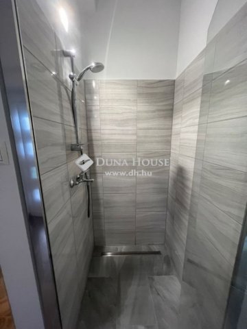 Eladó üzlethelyiség, Egerben 38.9 M Ft, 2 szobás