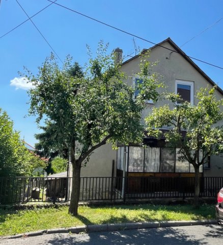 Eladó családi ház, Balatonfüreden 83 M Ft, 4 szobás