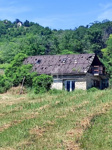 Eladó mezogazdasagi ingatlan, Pécselyen 45 M Ft