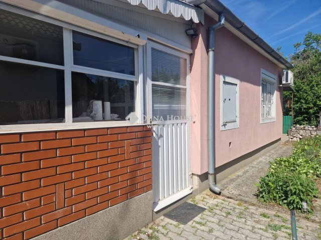Eladó családi ház, Harkányban 35 M Ft, 2 szobás