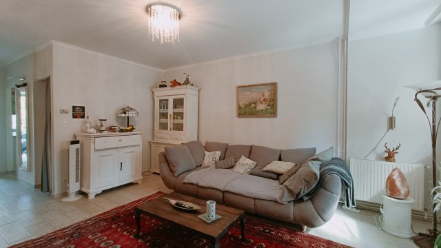 Eladó téglalakás, Hévízen 101 M Ft, 4 szobás