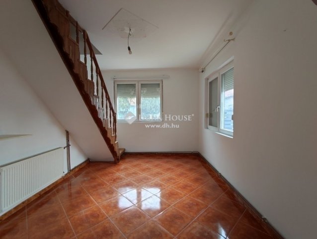 Eladó családi ház, Budapesten, XVIII. kerületben 81.9 M Ft