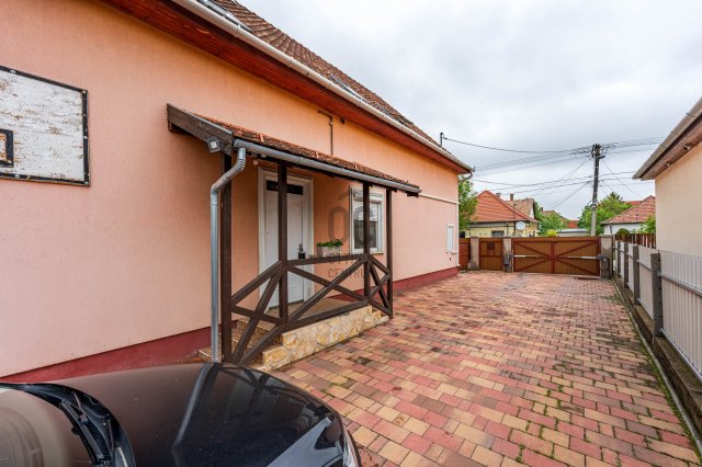 Eladó családi ház, Halásztelken 145 M Ft, 7 szobás