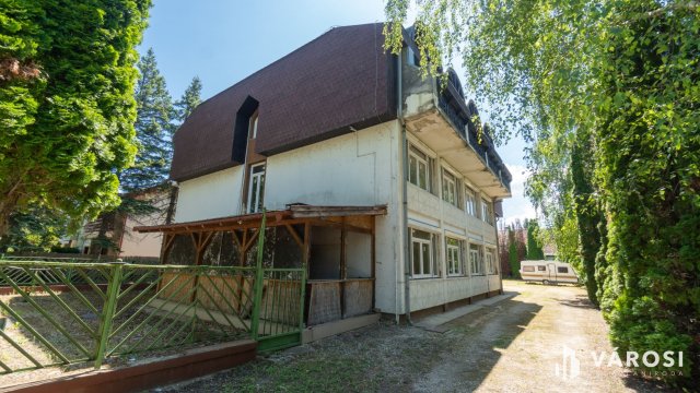 Eladó hotel, Siófokon 499 M Ft, 25 szobás / költözzbe.hu