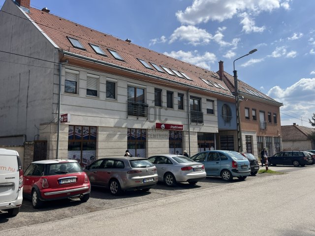 Eladó garázs, Dombóváron 3.8 M Ft / költözzbe.hu