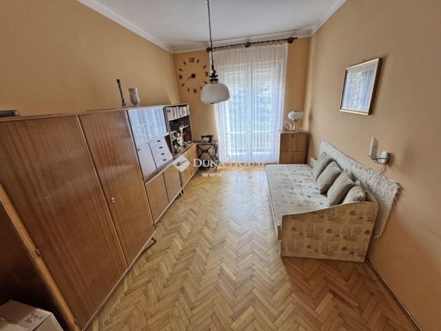 Eladó téglalakás, Nagykanizsán 31.5 M Ft, 2 szobás