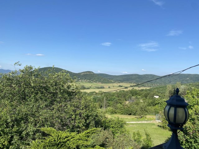 Eladó nyaraló, Esztergomban 36.9 M Ft, 3 szobás