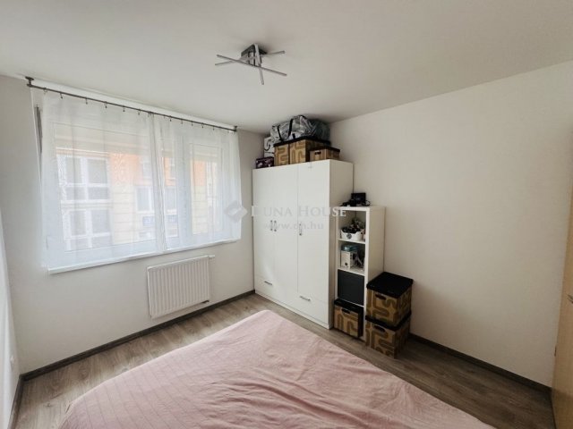 Eladó téglalakás, Budapesten, IX. kerületben 74.99 M Ft