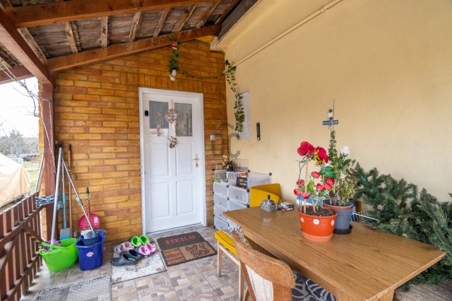 Eladó családi ház, Pusztaszabolcson 42.5 M Ft, 2 szobás