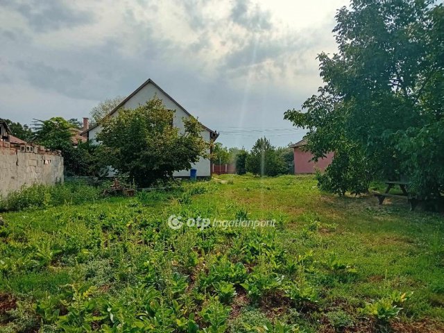 Eladó családi ház, Nagykerekin 15.5 M Ft, 3 szobás