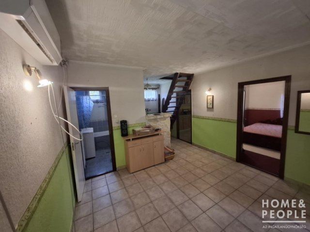 Eladó családi ház, Szegváron 28.5 M Ft, 3 szobás